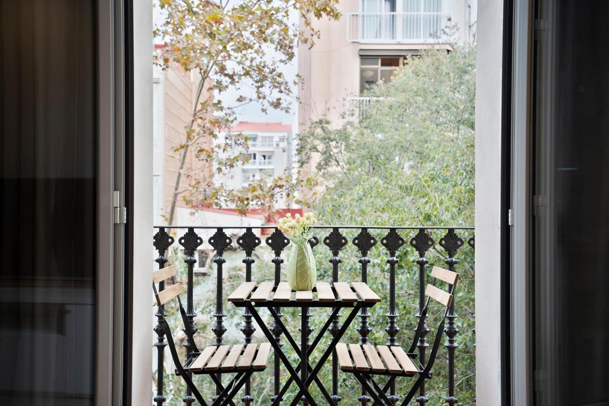 Bcnstop Sant Pau Suites Barcelona Buitenkant foto